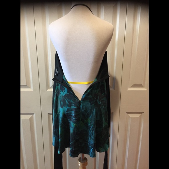Bebe~Fabulous Fun & Flirty Silk Halter Party Dress - Picture 5 of 5